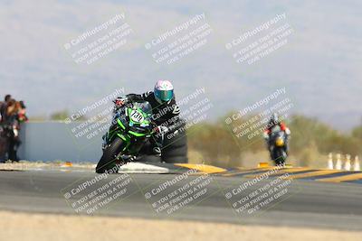 media/Oct-20-2024-CVMA (Sun) [[d4a3dff211]]/Race 9-Formulw LW Twins SHOOTOUT/